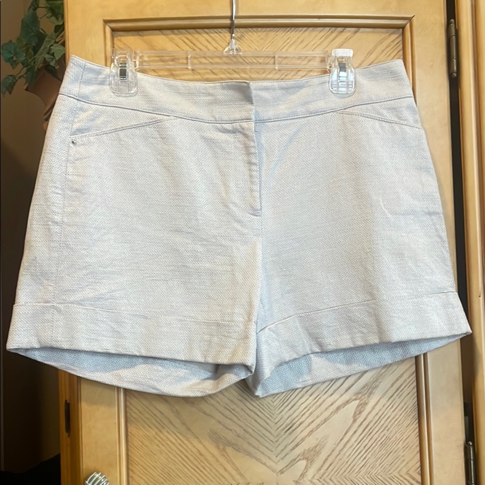 White House Black Market Women's Cream Shorts with gold metallic within size 8